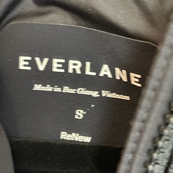 Everlane The ReNew Long Puffer Black Women's Size Small NWT - Picture 10 of 11